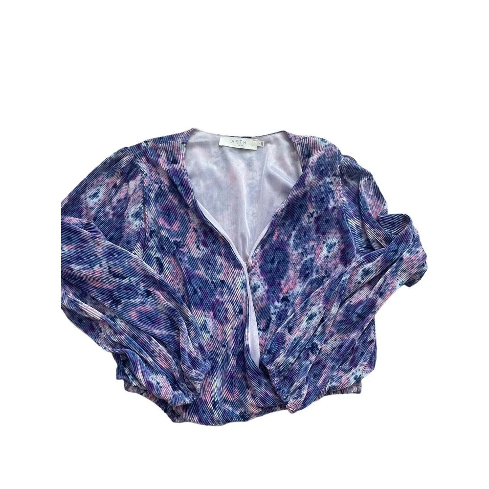 ASTR The Label‎ Pleated Surplice Long Sleeve Top Size M